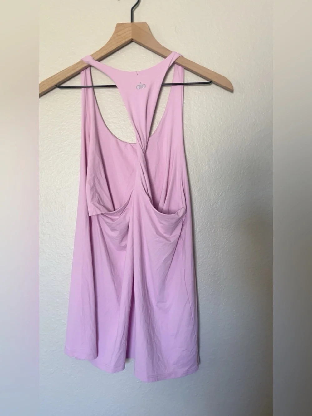 Alo yoga tank top